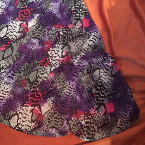 Top - Picture 3 of 4